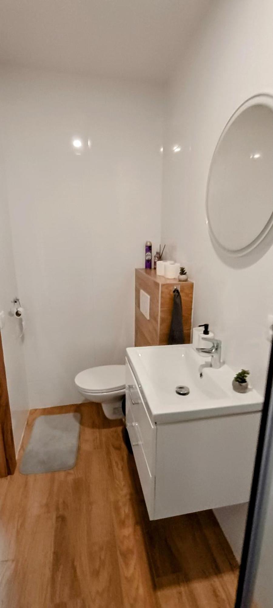 Apartman Shelly Vlachy Exterior foto